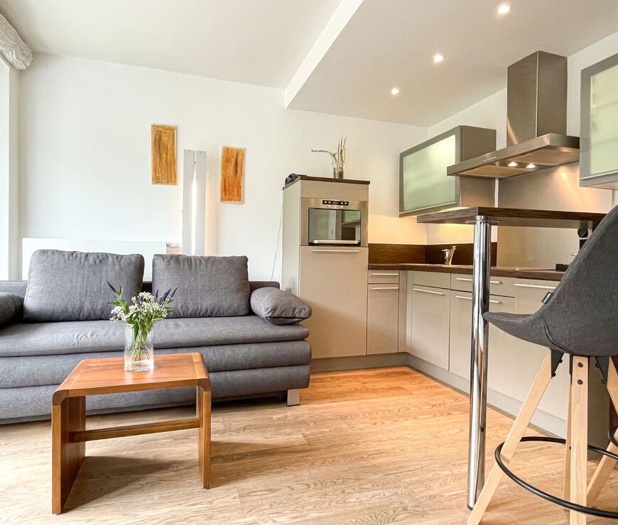 Gletscherblick Kaprun: Kitchen and living area