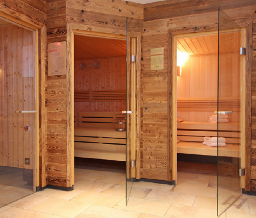 Avenida Mountain Resort Kaprun: Spa area with saunas