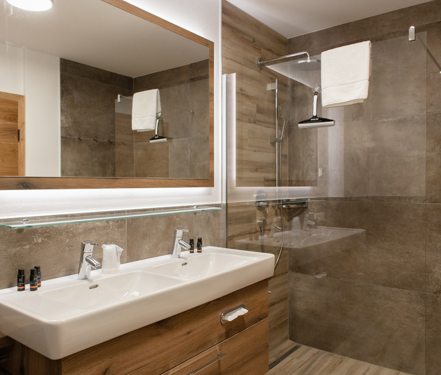 Avenida Style Appartements Kaprun: Badezimmer