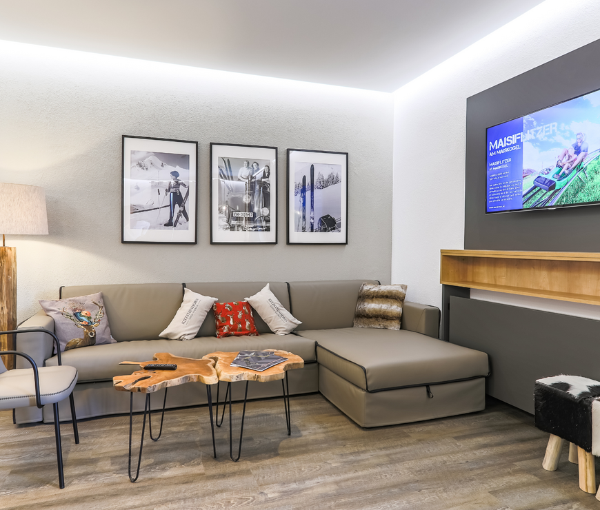 Kitz Residenz Kaprun: Wohnbereich mit Sofa