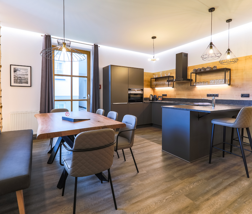 Kitz Residenz Kaprun: Kitchen and dining area