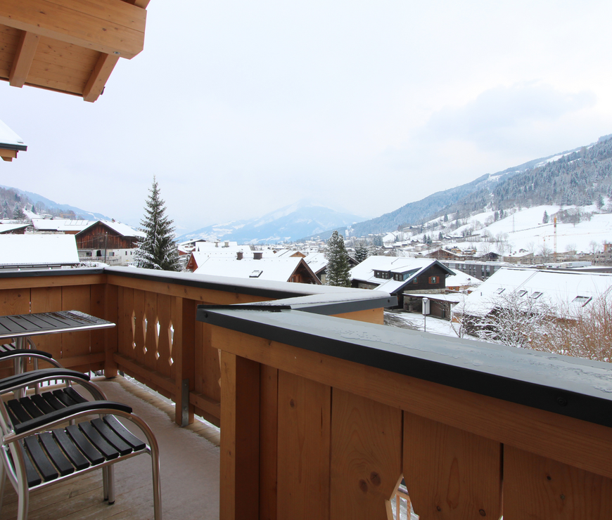 Alpine Resort Kaprun: Balkon mit Ausblick